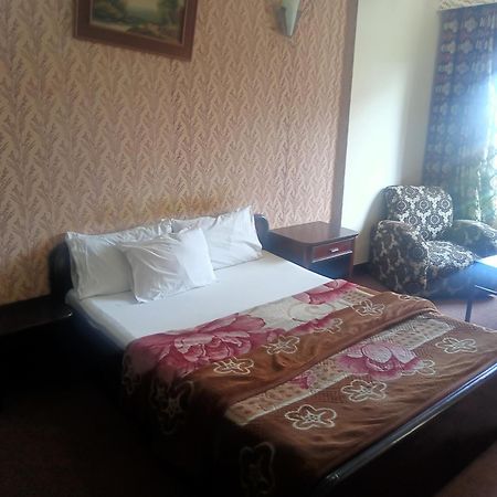 Hotel Al Badar ราวัลปินดี ภายนอก รูปภาพ