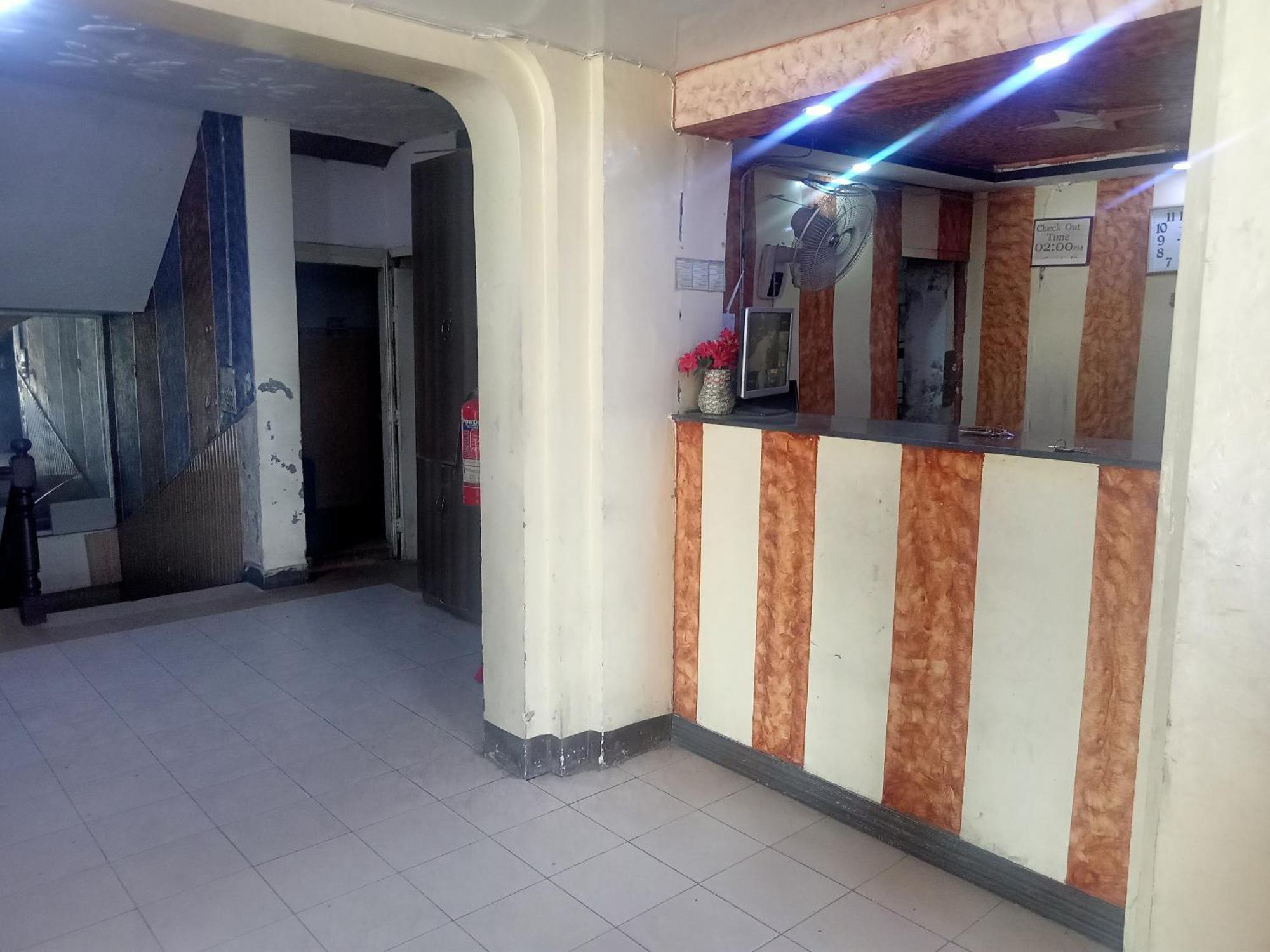 Hotel Al Badar ราวัลปินดี ภายนอก รูปภาพ