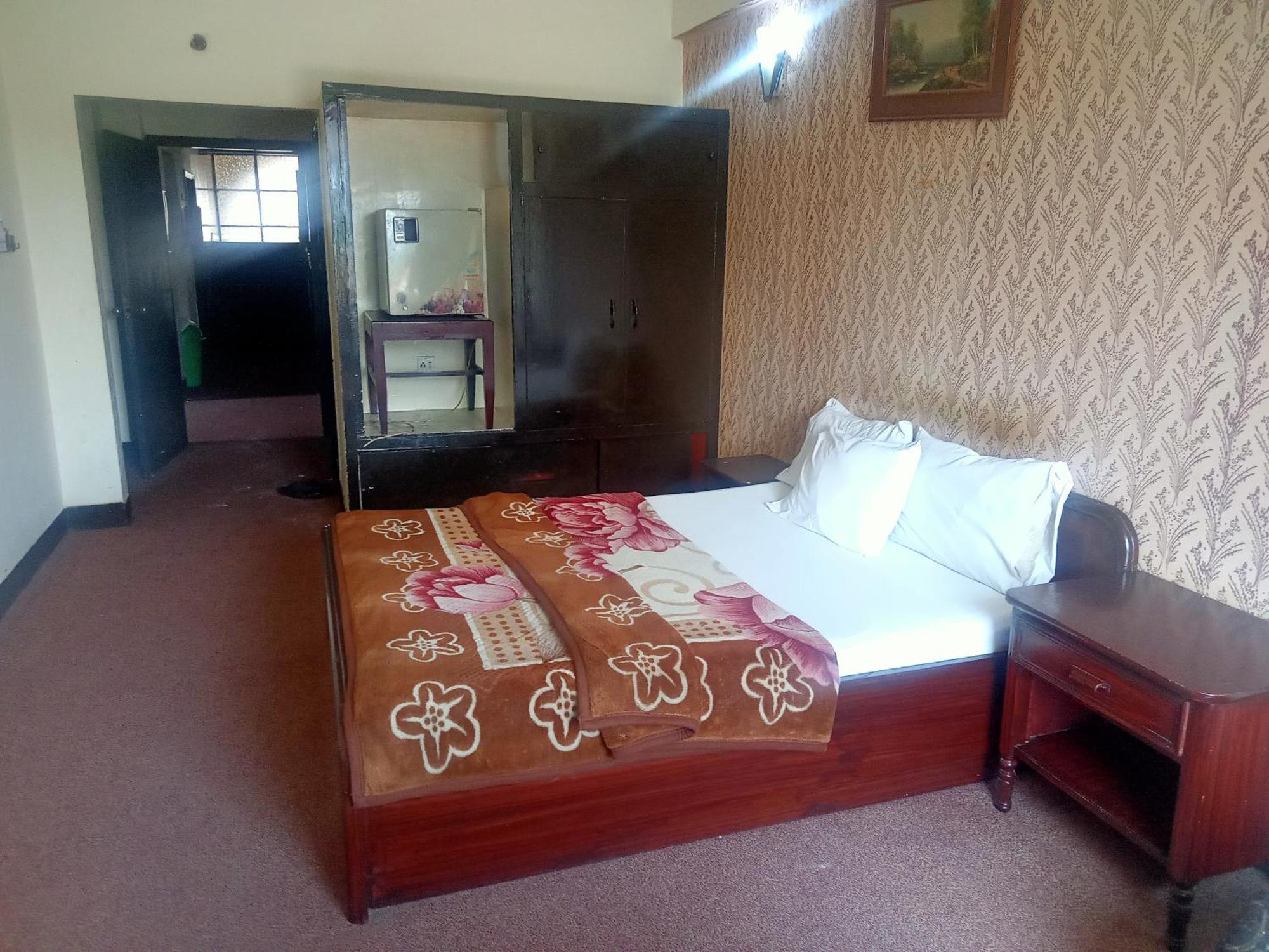 Hotel Al Badar ราวัลปินดี ภายนอก รูปภาพ