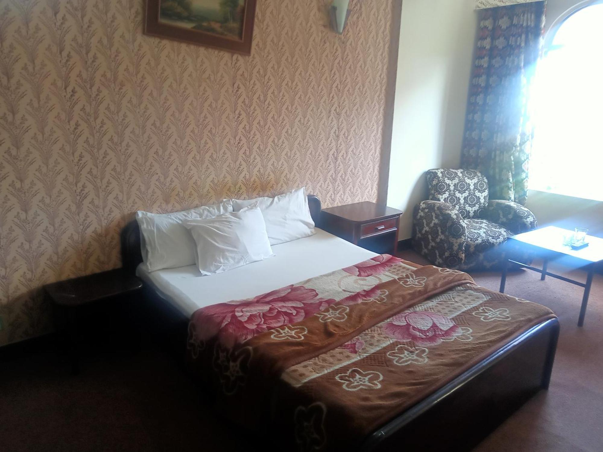 Hotel Al Badar ราวัลปินดี ภายนอก รูปภาพ